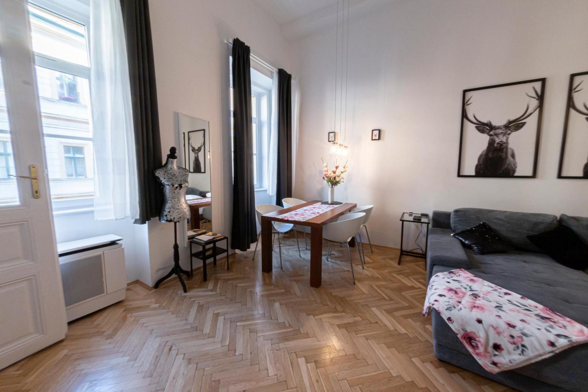 Apartament Downtown *