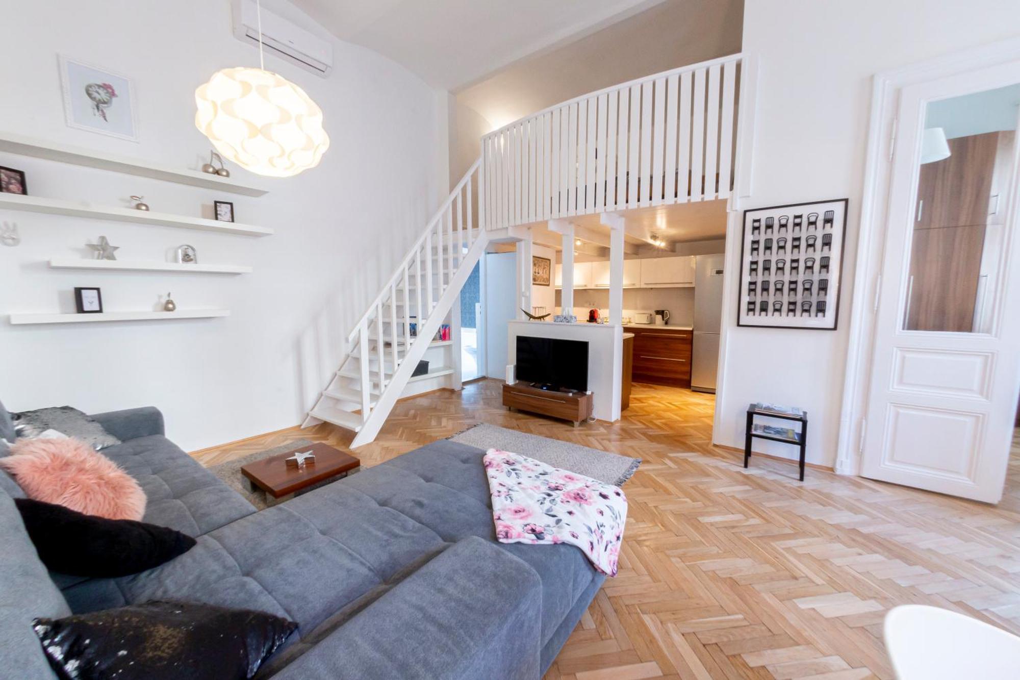 Downtown Apartament