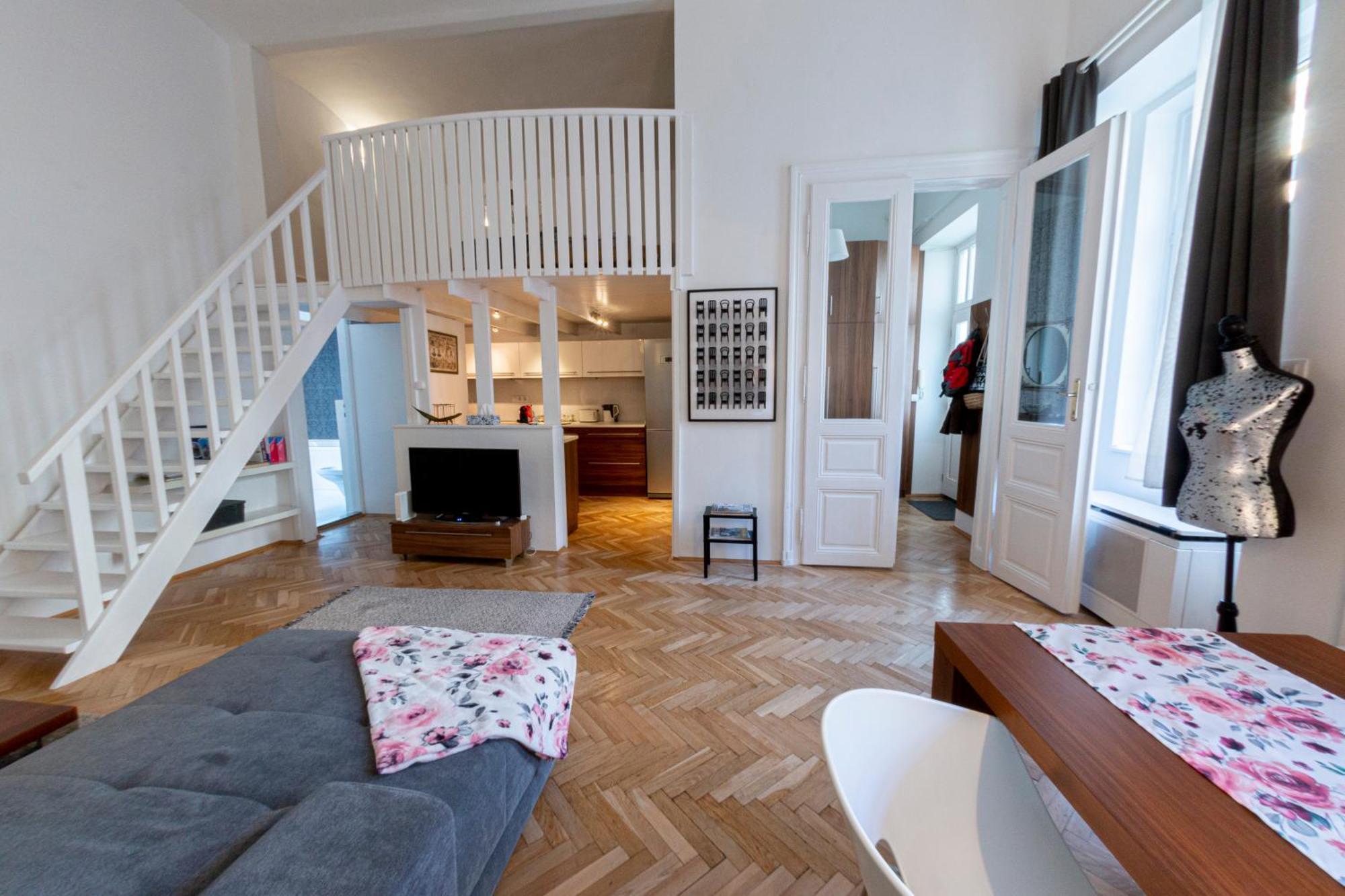 Apartament Downtown *
